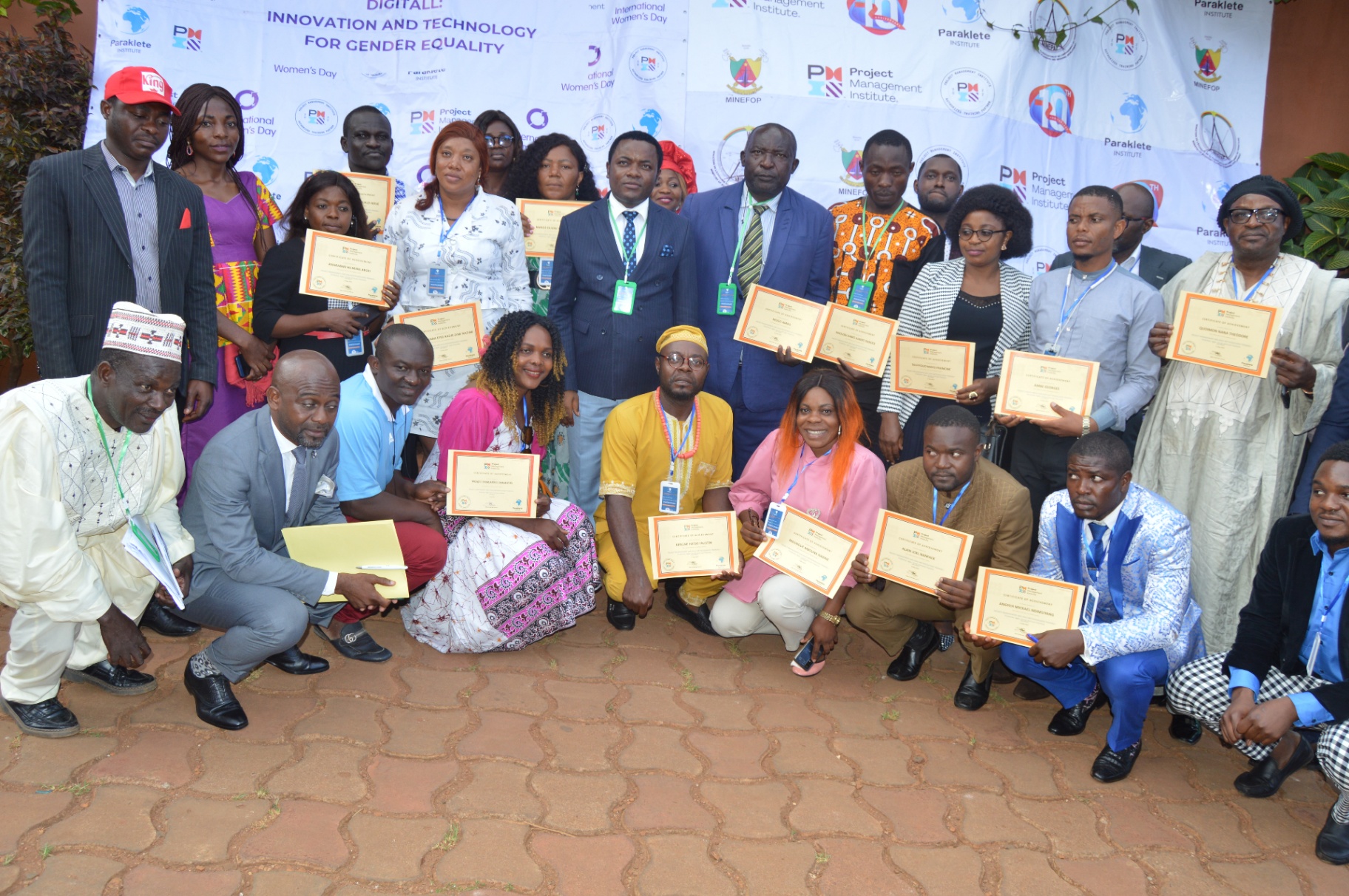 Paraklete Institute faculty and learners during a live instructor-led cohort session